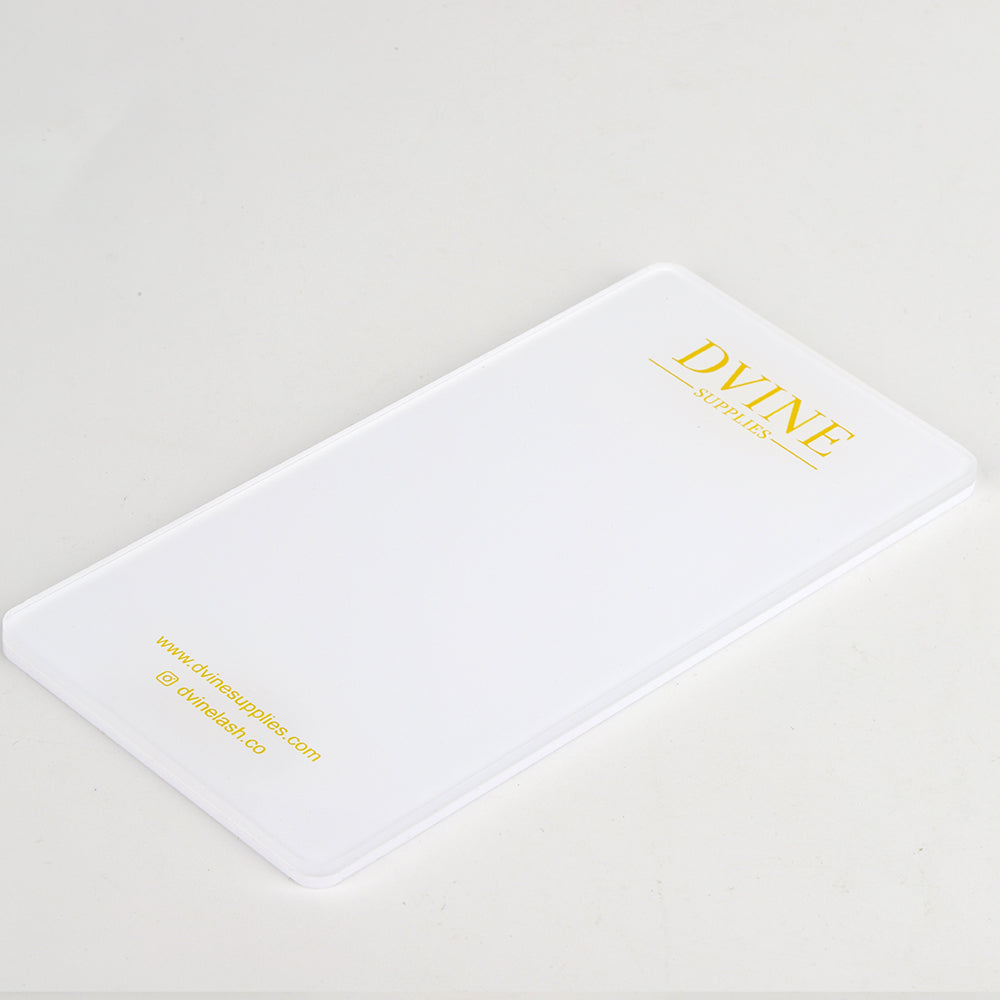 Lash Tile